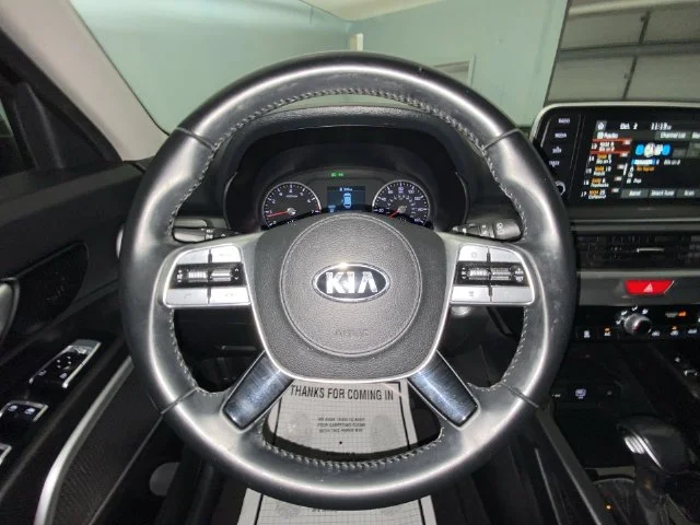 Used 2021 Green Kia S image 14