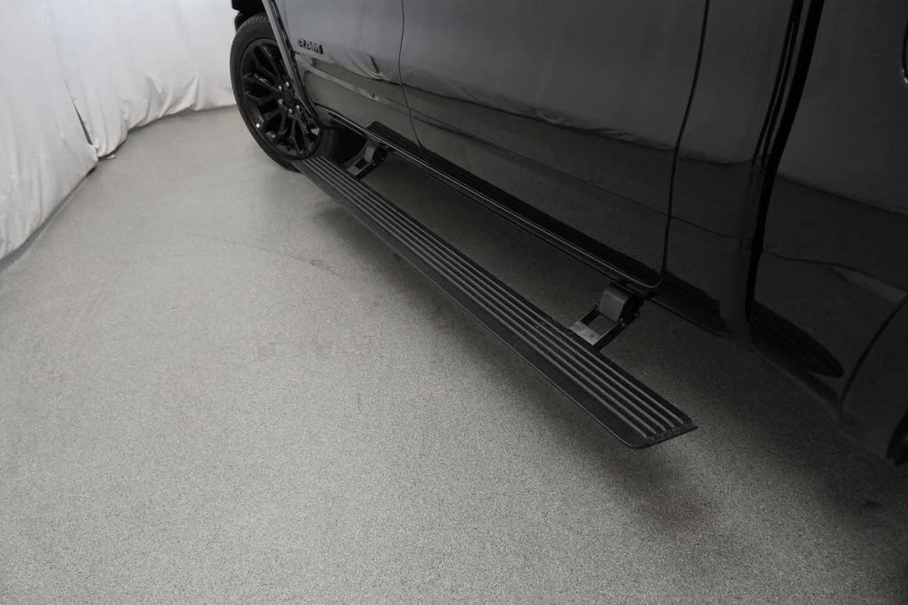 New 2026 Diamond Black Crystal Pearl-Coat Exterior Paint RAM Limited image 30