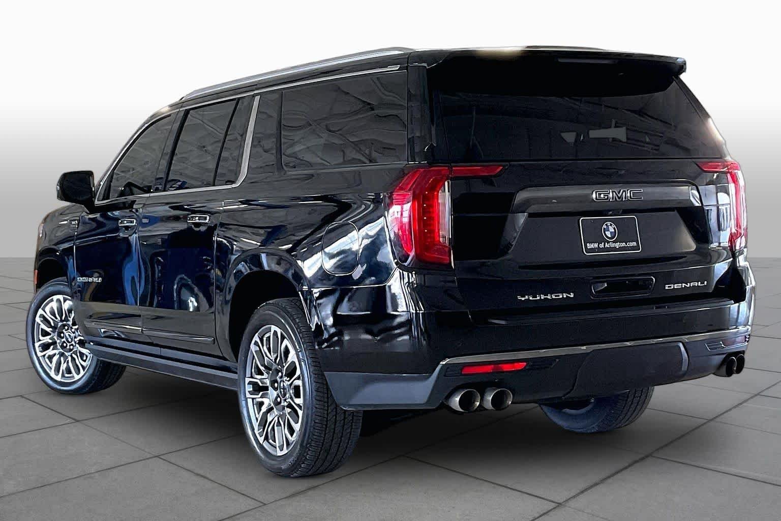 Used 2023 Onyx Black GMC Denali Ultimate image 11