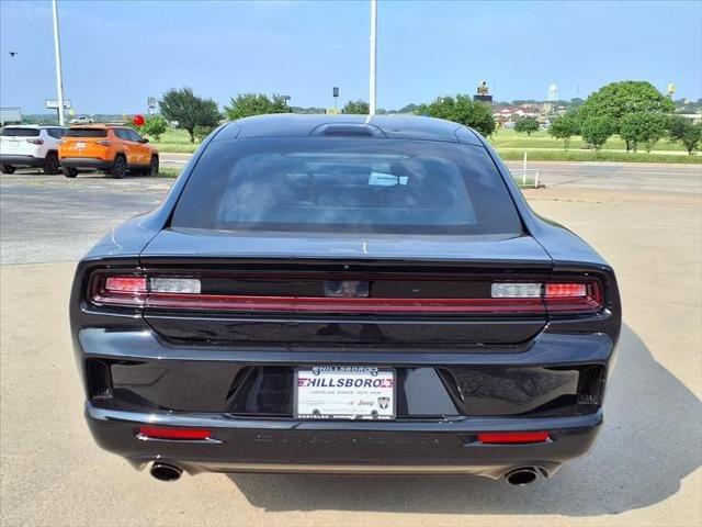 New 2026 Diamond Black Crystal Pearlcoat Dodge R/T image 6