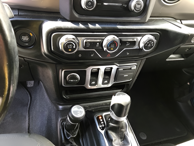 Used 2020 Teal Jeep Sport S image 16