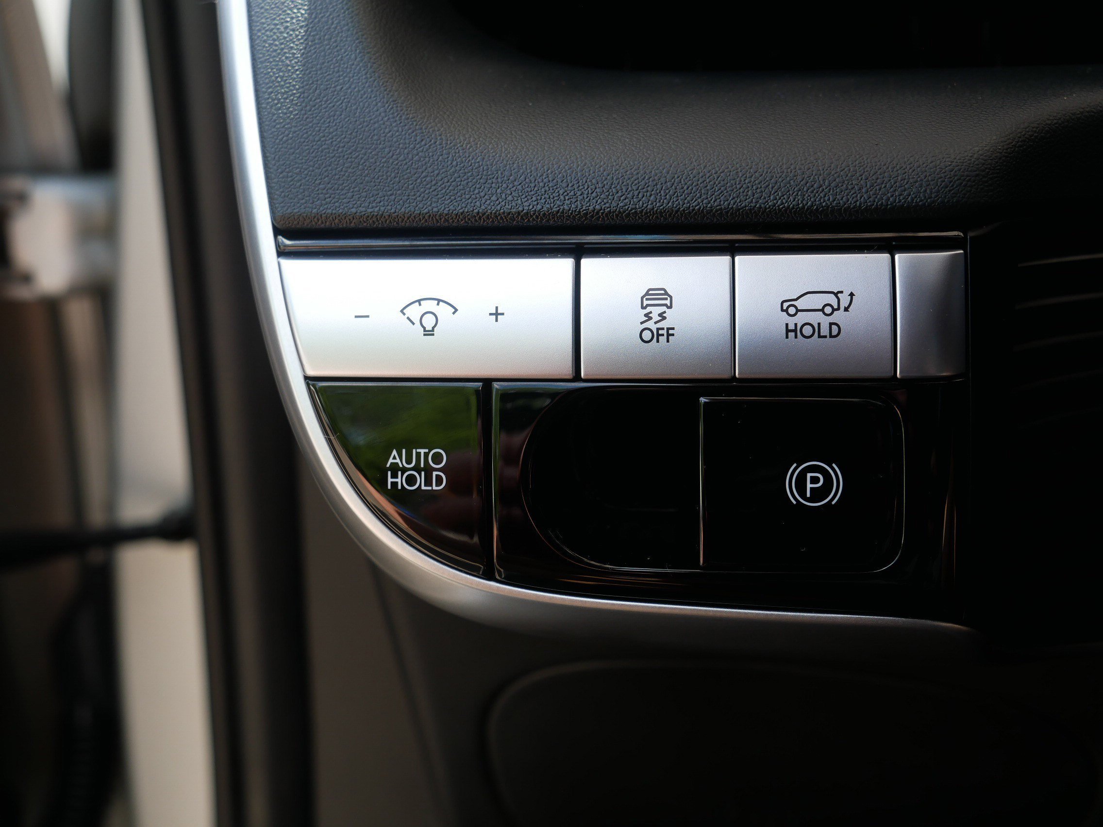 Used 2024 Gravity Gold (Matte Gold) Hyundai SEL image 26