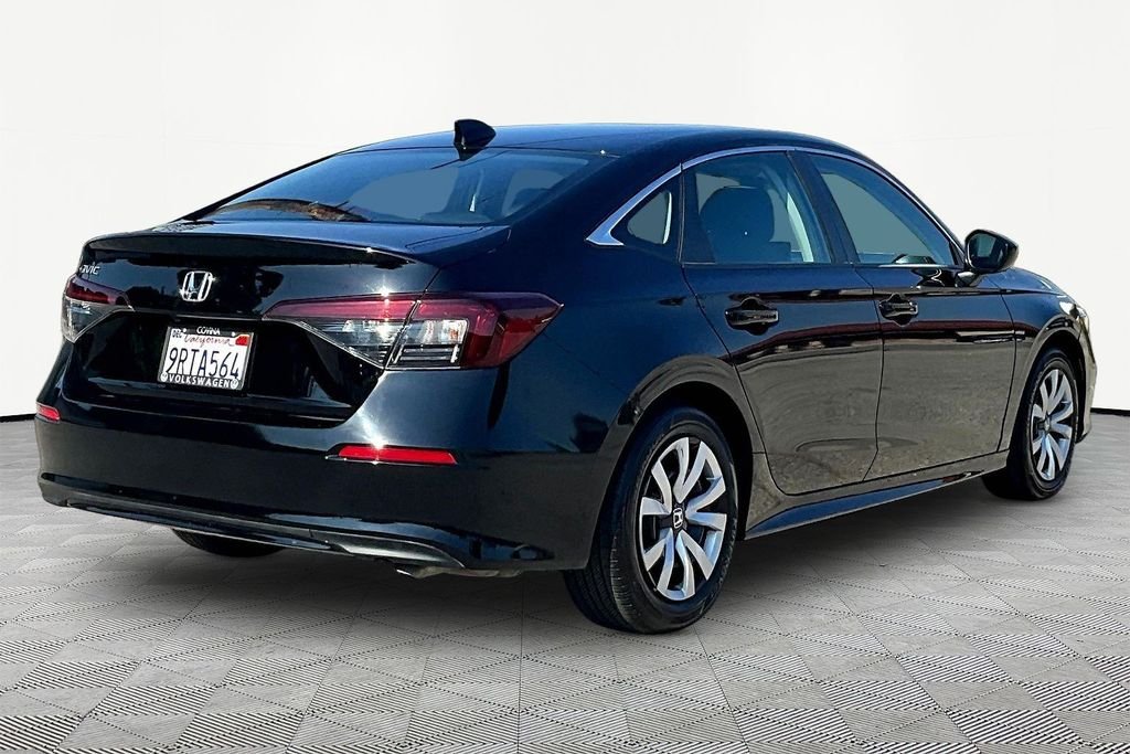 Used 2025  Honda LX image 6