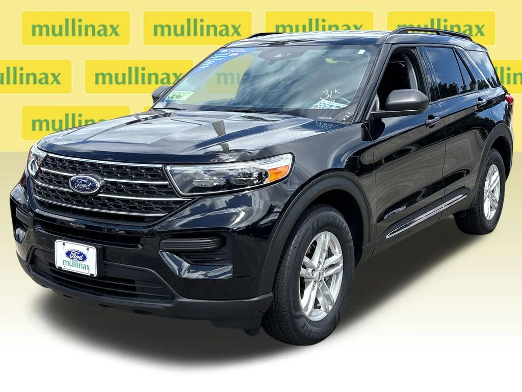 Certified Used 2023 Black Ford XLT image 12