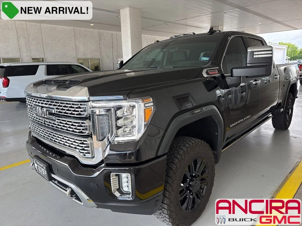 2021 GMC Sierra 4WD Crew Cab Standard Box Denali's photo