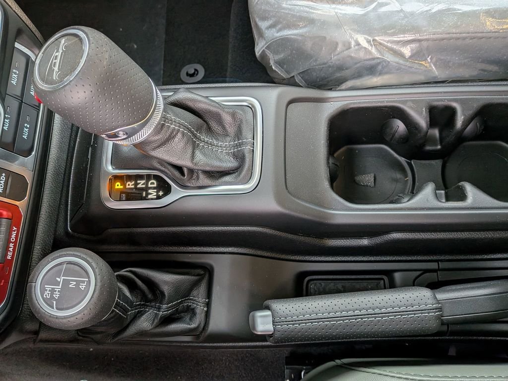 New 2026 Reign Exterior Paint Jeep Mojave image 24