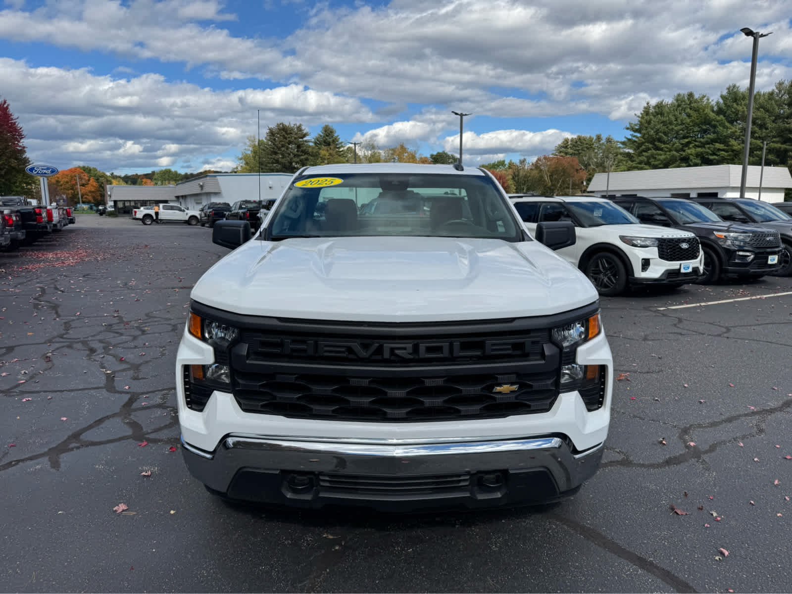 Certified Used 2025 Summit White Chevrolet Work Truck image 9