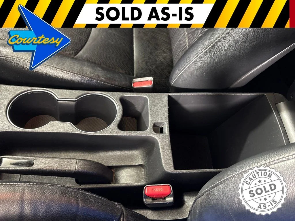 Used 2013 Silver Hyundai Limited image 34