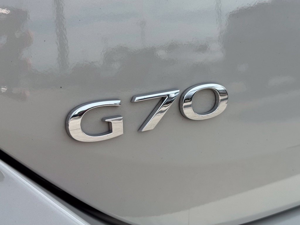 Used 2024 Gray Genesis 3.3T Sport Advanced image 15