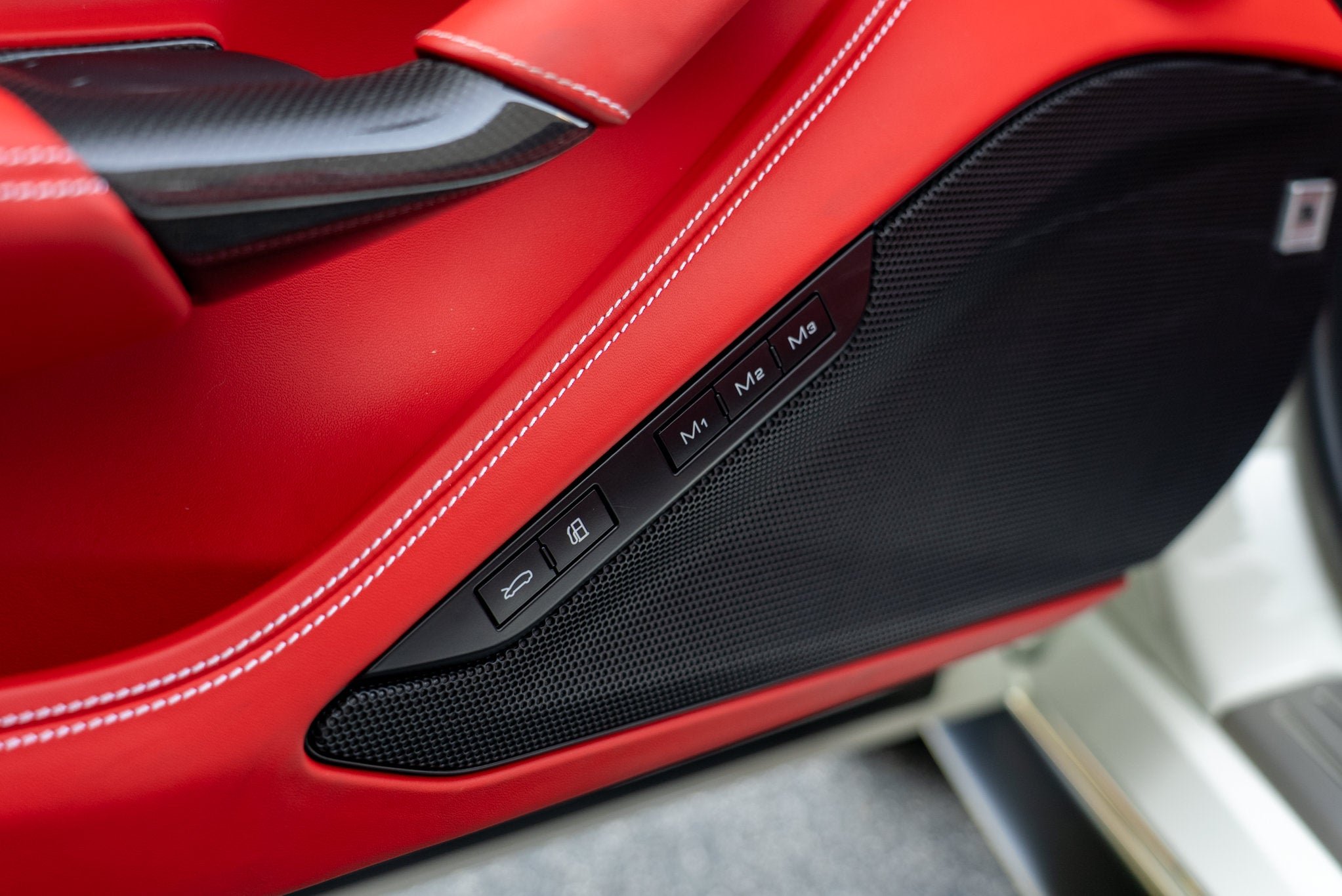 Certified Used 2022 Bianco Avus Ferrari  image 33
