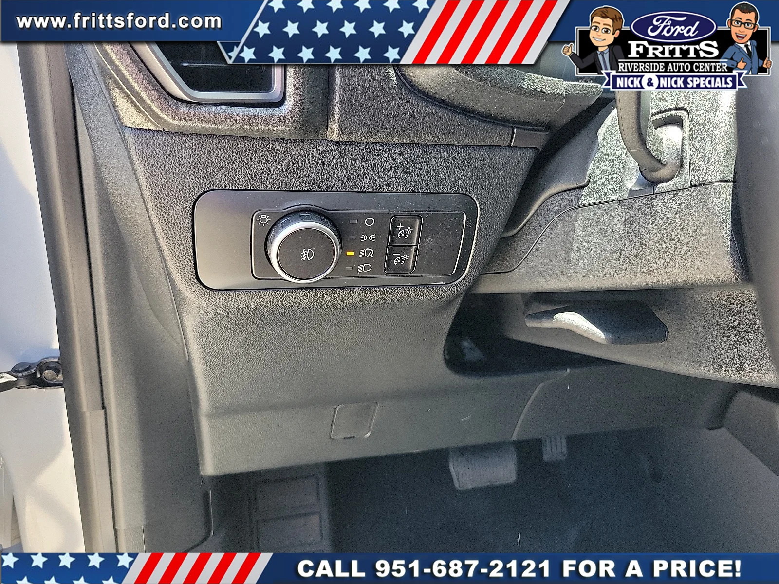 New 2026 Space White Metallic Ford Outer Banks® image 13