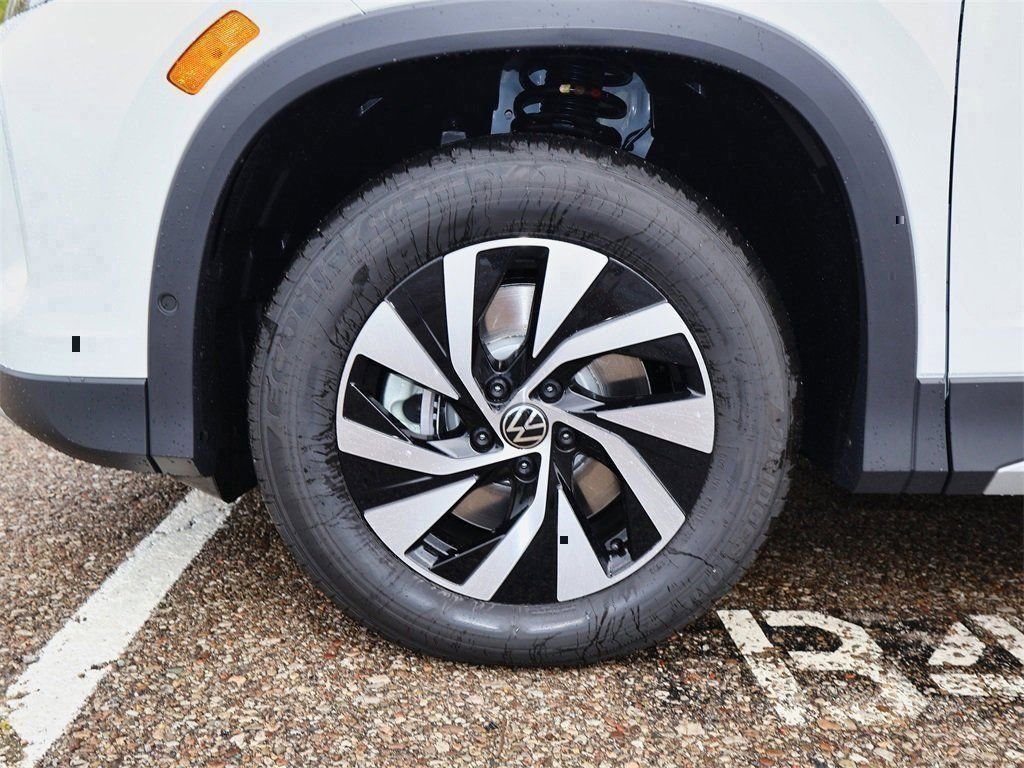 2025 Volkswagen Tiguan S - Photo 9