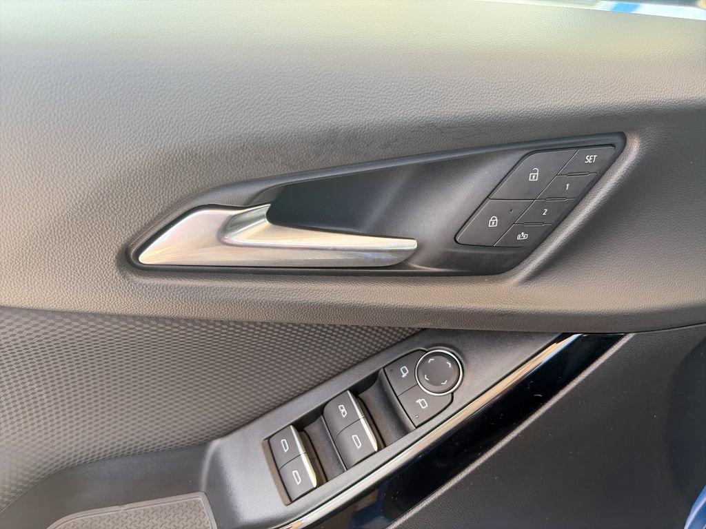 Used 2025 Reef Blue Metallic Chevrolet RS image 24