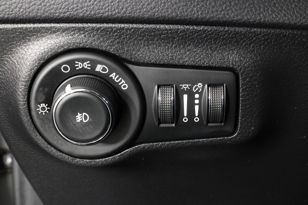 Used 2020 Gray Jeep Trailhawk image 24