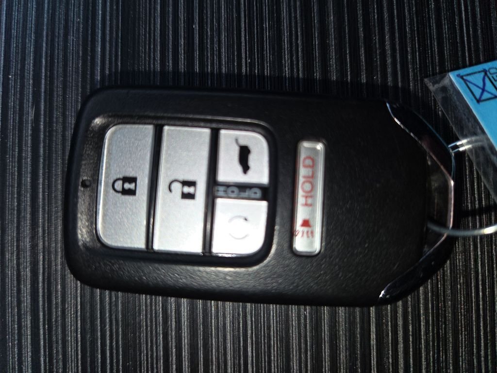 Used 2017 White Honda EX-L image 10