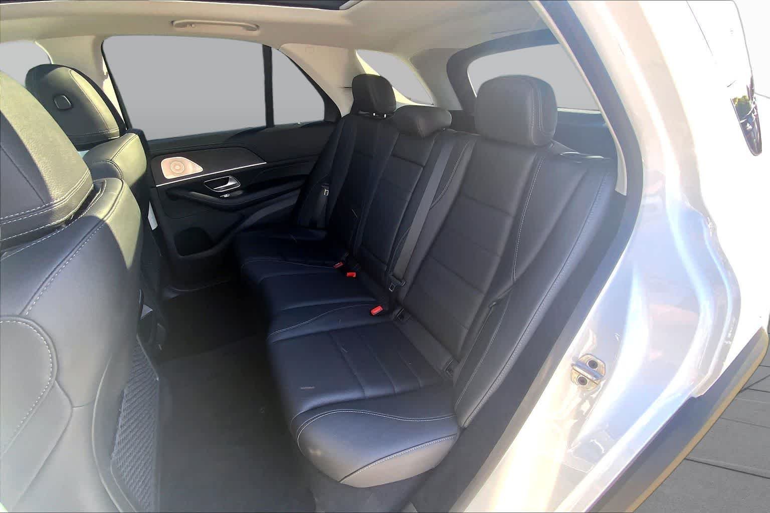 Certified Used 2024 Polar White Mercedes-Benz GLE 450e Plug-In Hybrid image 20