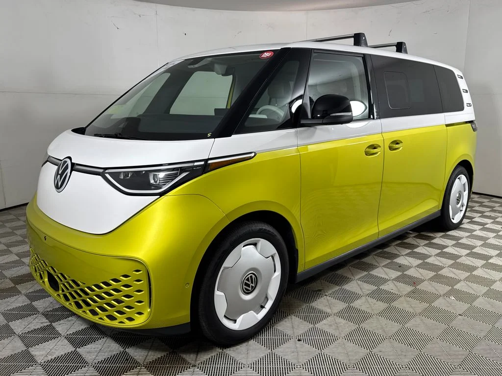 Used 2025 Yellow Volkswagen 1st Edition image 8