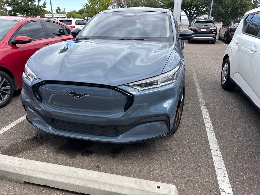 Used 2023 Blue Ford Premium image 4