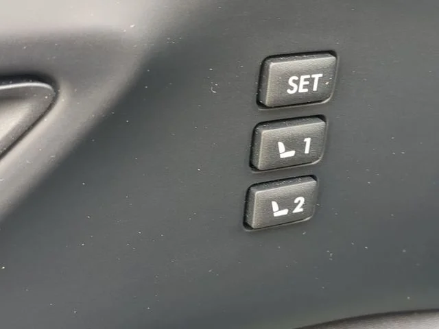 Used 2025 Black Subaru Onyx Edition Touring image 13