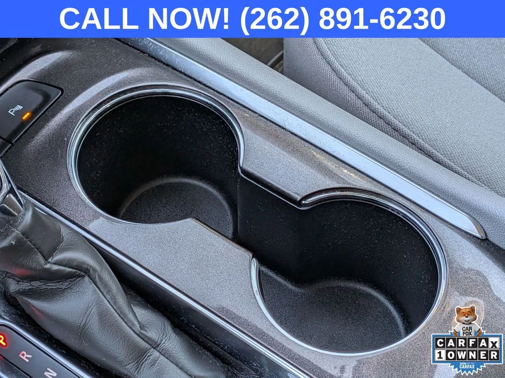 Used 2024 White Chevrolet LT image 23