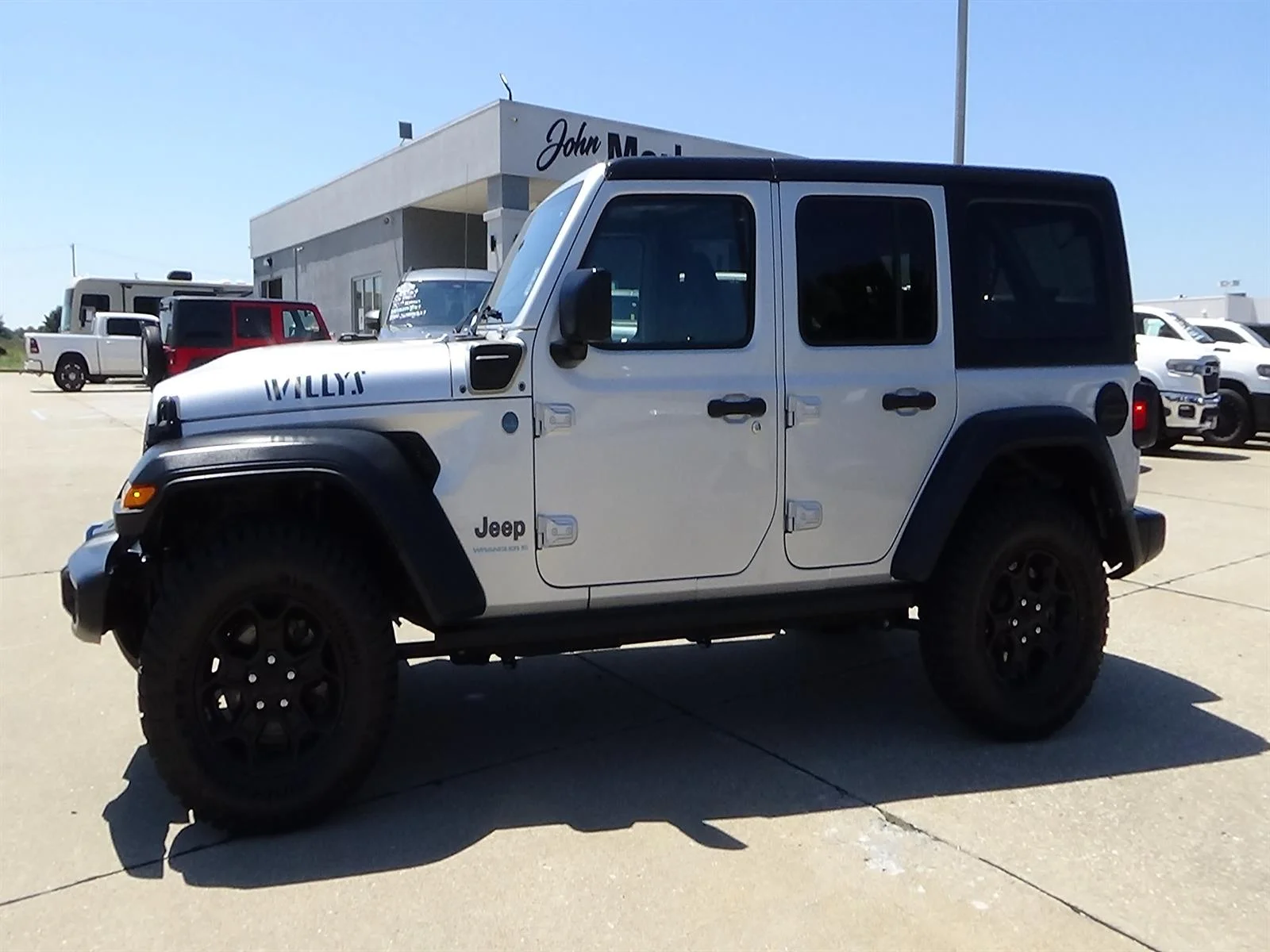 Used 2023 Silver Zynith Clear Coat (pse) Jeep Willys 4xe image 1