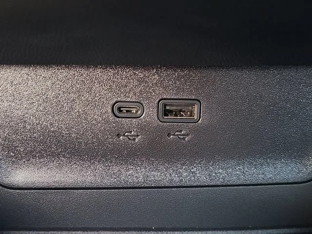 New 2026 Mosaic Black Metallic Chevrolet LT image 28