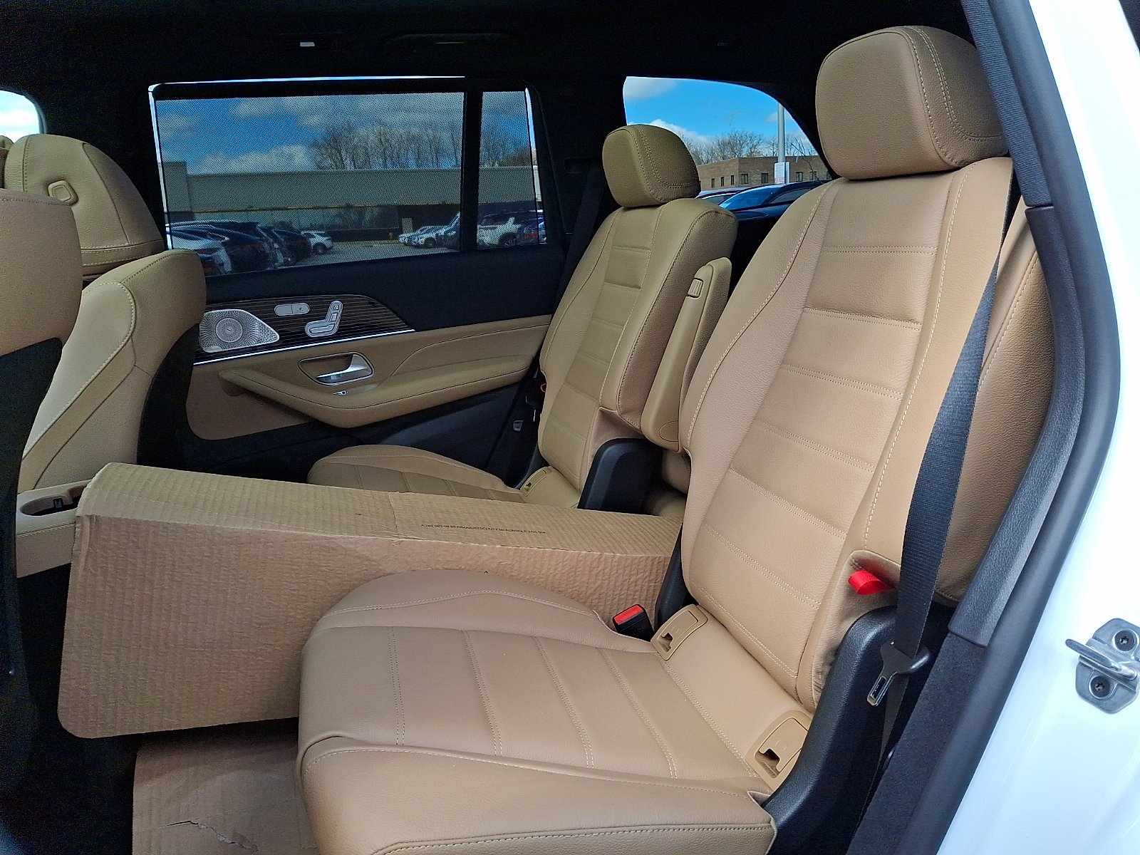 New 2026 Polar White Mercedes-Benz GLS 450 image 8