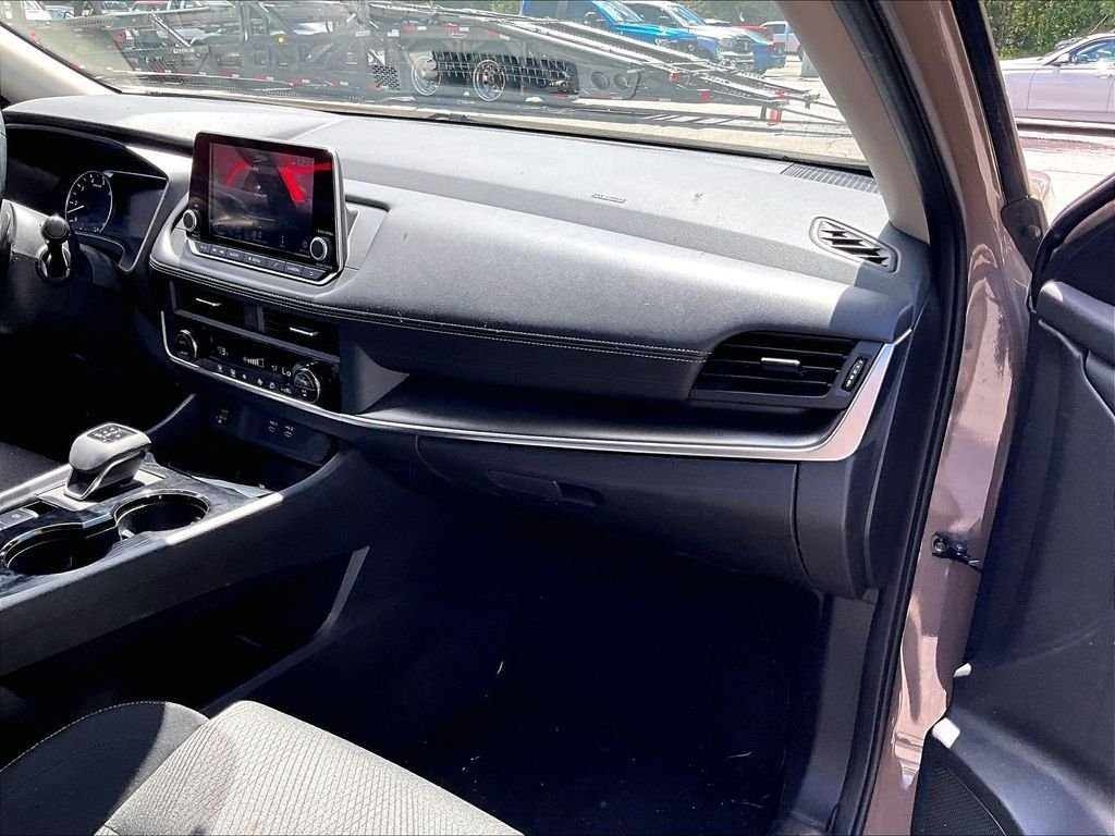 Used 2025 Baja Storm Metallic Nissan SV image 13