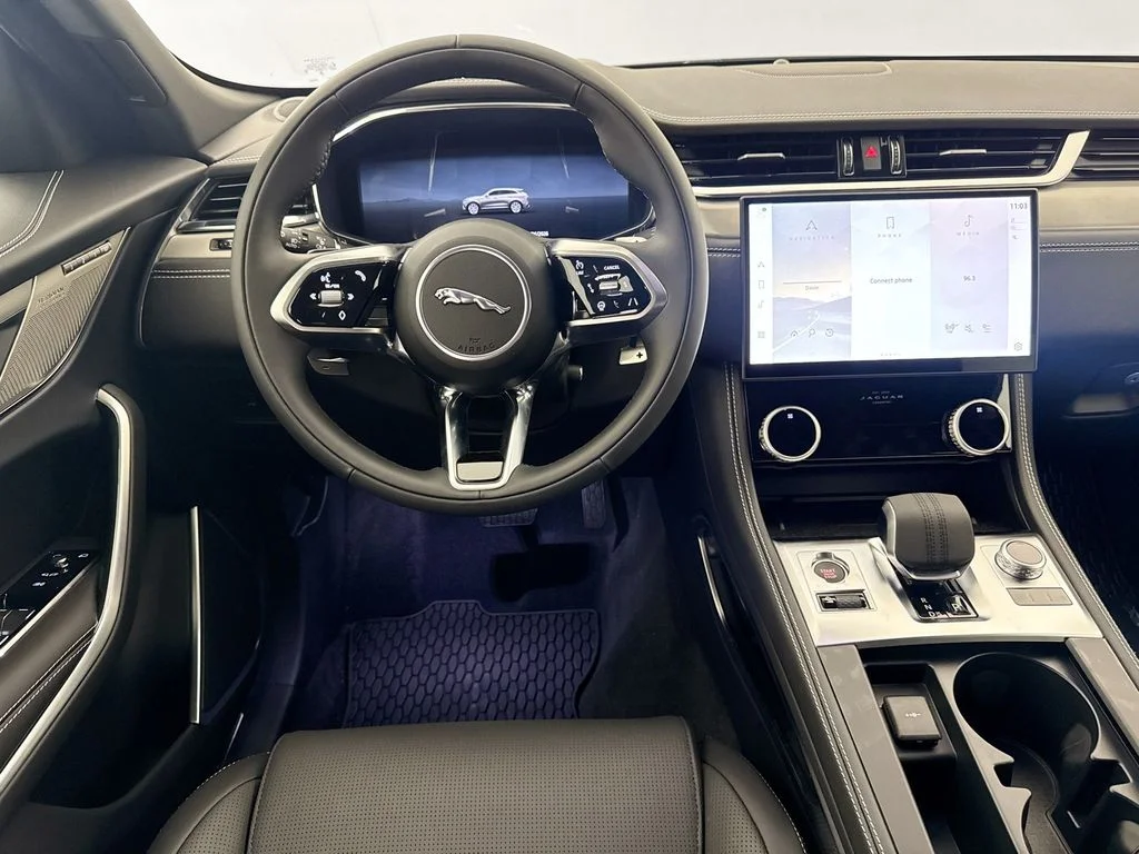 2026 Jaguar F-Pace R-Dynamic S - Photo 23