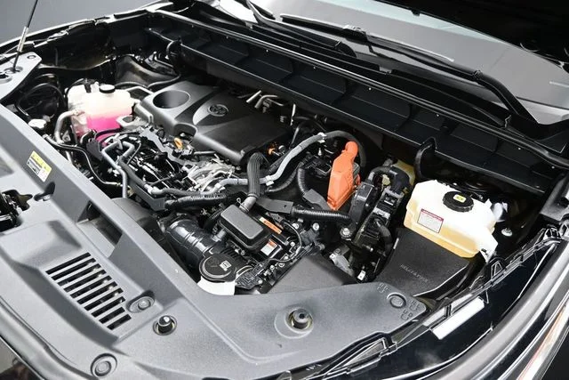 Used 2021 Black Toyota XLE image 49