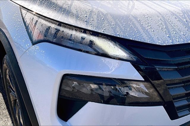 New 2026 Nissan Rogue SV 4D Sport Utility