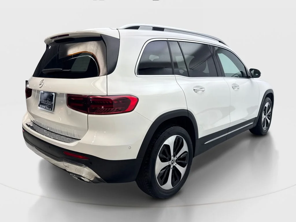 Used 2025 White Mercedes-Benz GLB 250 image 6