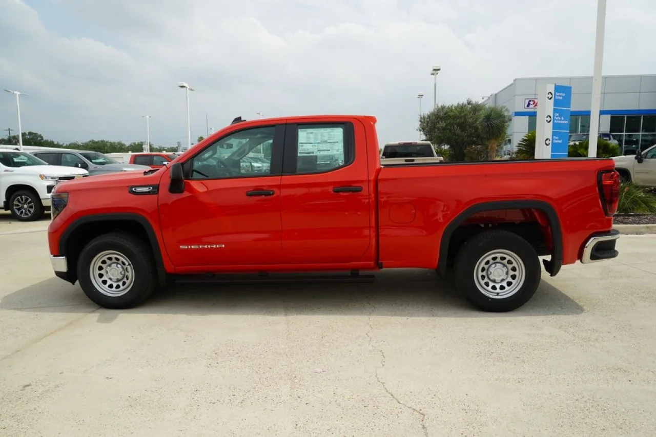 2026 GMC Sierra 1500 Pro - Photo 11