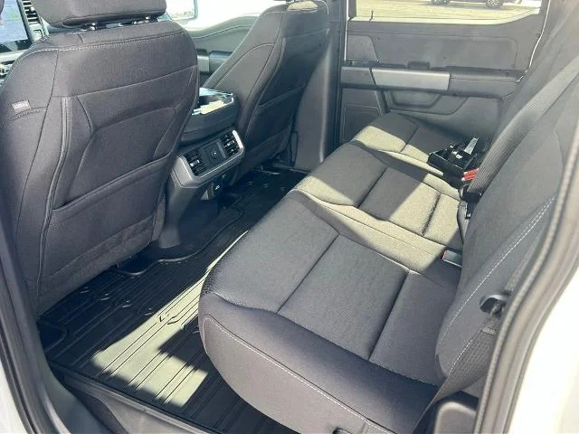 New 2026 Oxford White Ford XLT image 51