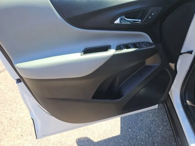 Used 2024 Summit White Chevrolet LS image 11