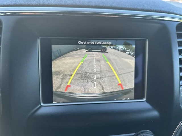 Used 2020 Black Jeep Laredo E image 25