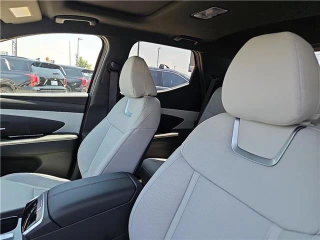 New 2025 Phantom Black Hyundai Limited image 13