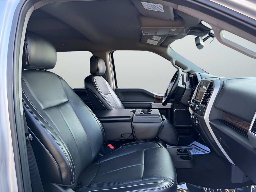 Used 2019 Silver Ford Lariat image 27