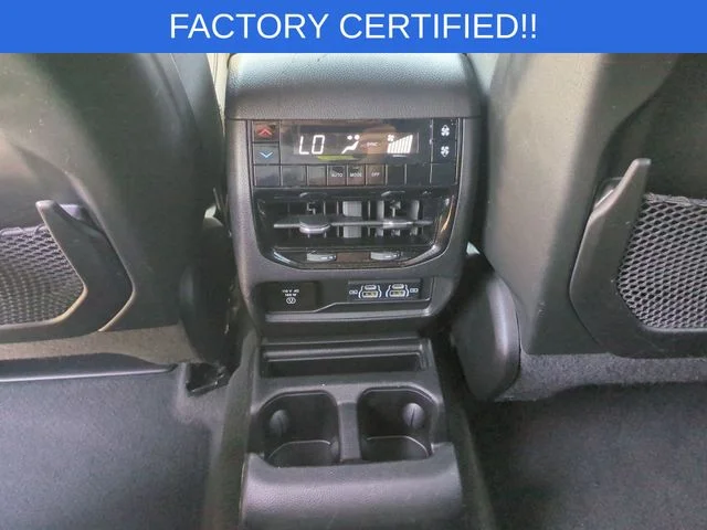 Used 2021 Black Jeep Altitude image 32