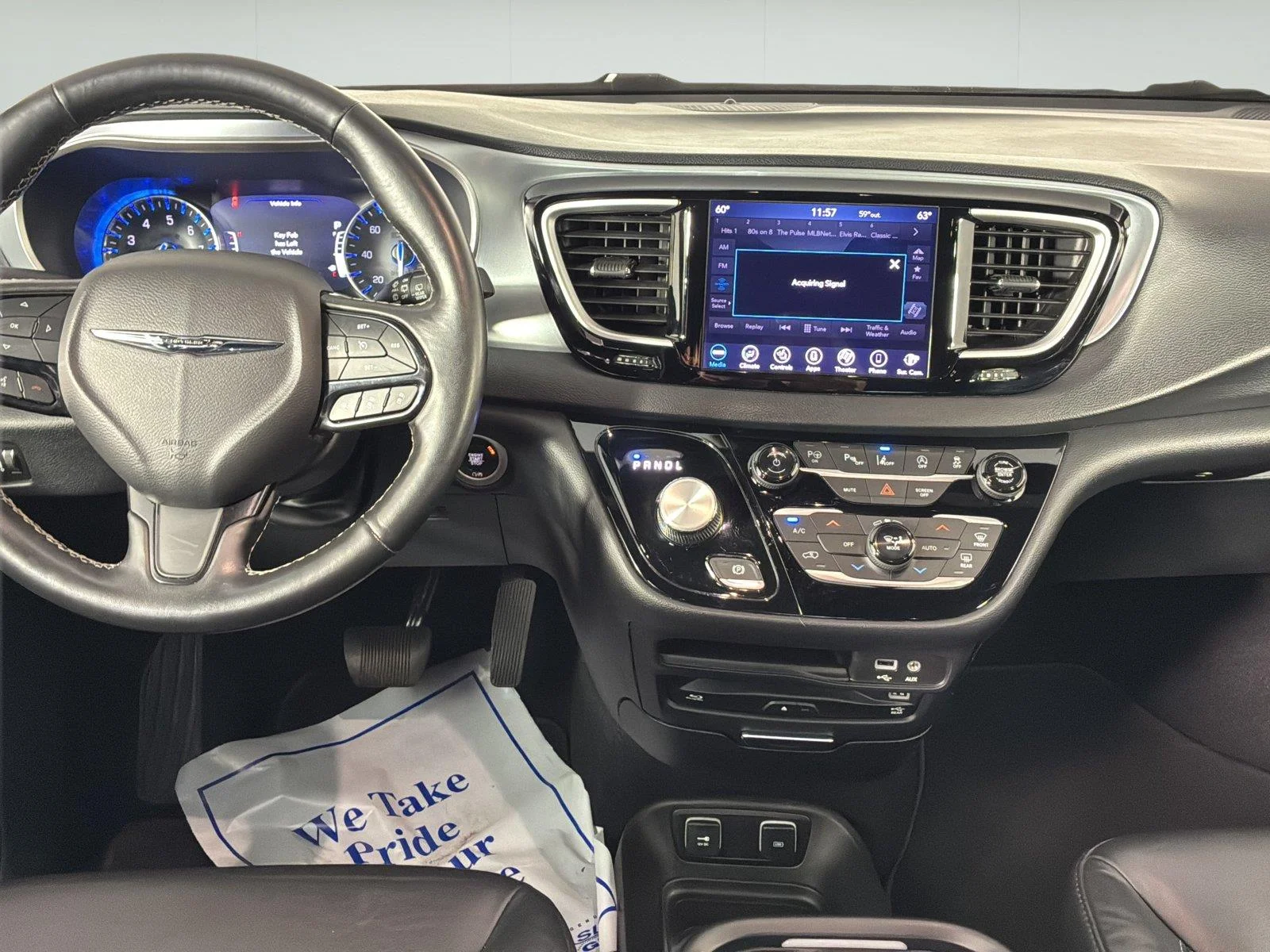 Used 2020 Jazz Blue Pearlcoat Chrysler Touring L Plus image 16