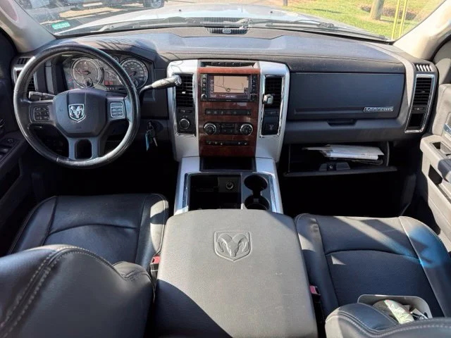 Used 2012 Silver Ram Laramie image 12