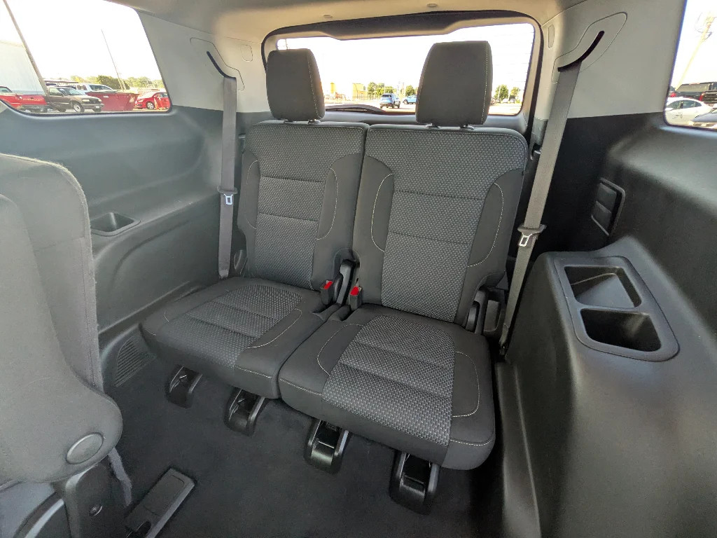 Used 2021 Cayenne Red Tintcoat GMC SLE image 17