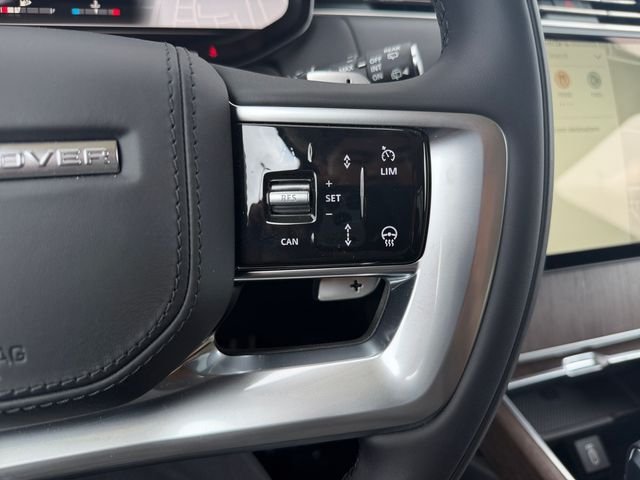 New 2026 Santorini Black Land Rover SE image 23