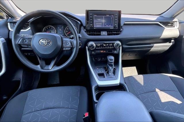 Certified Used 2020 SILVER SKY METALLIC Toyota  image 15