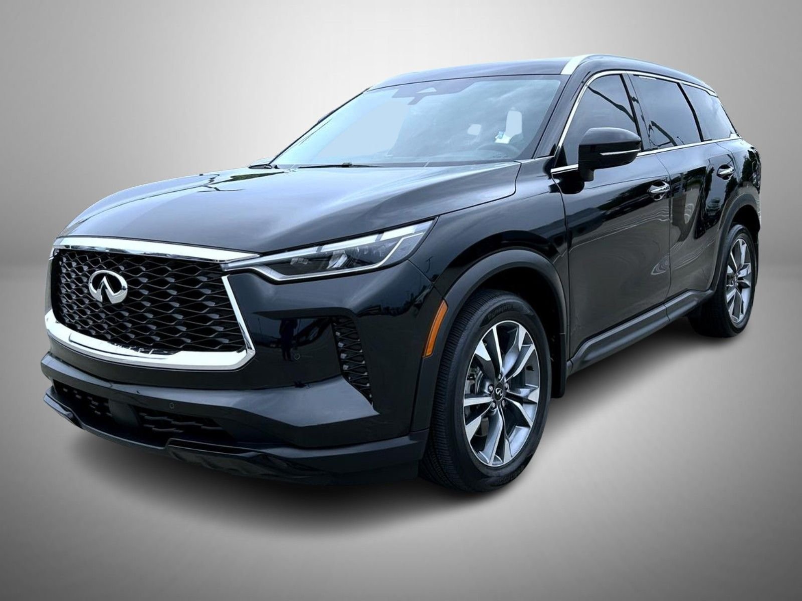 Certified Used 2023 Black INFINITI LUXE image 1
