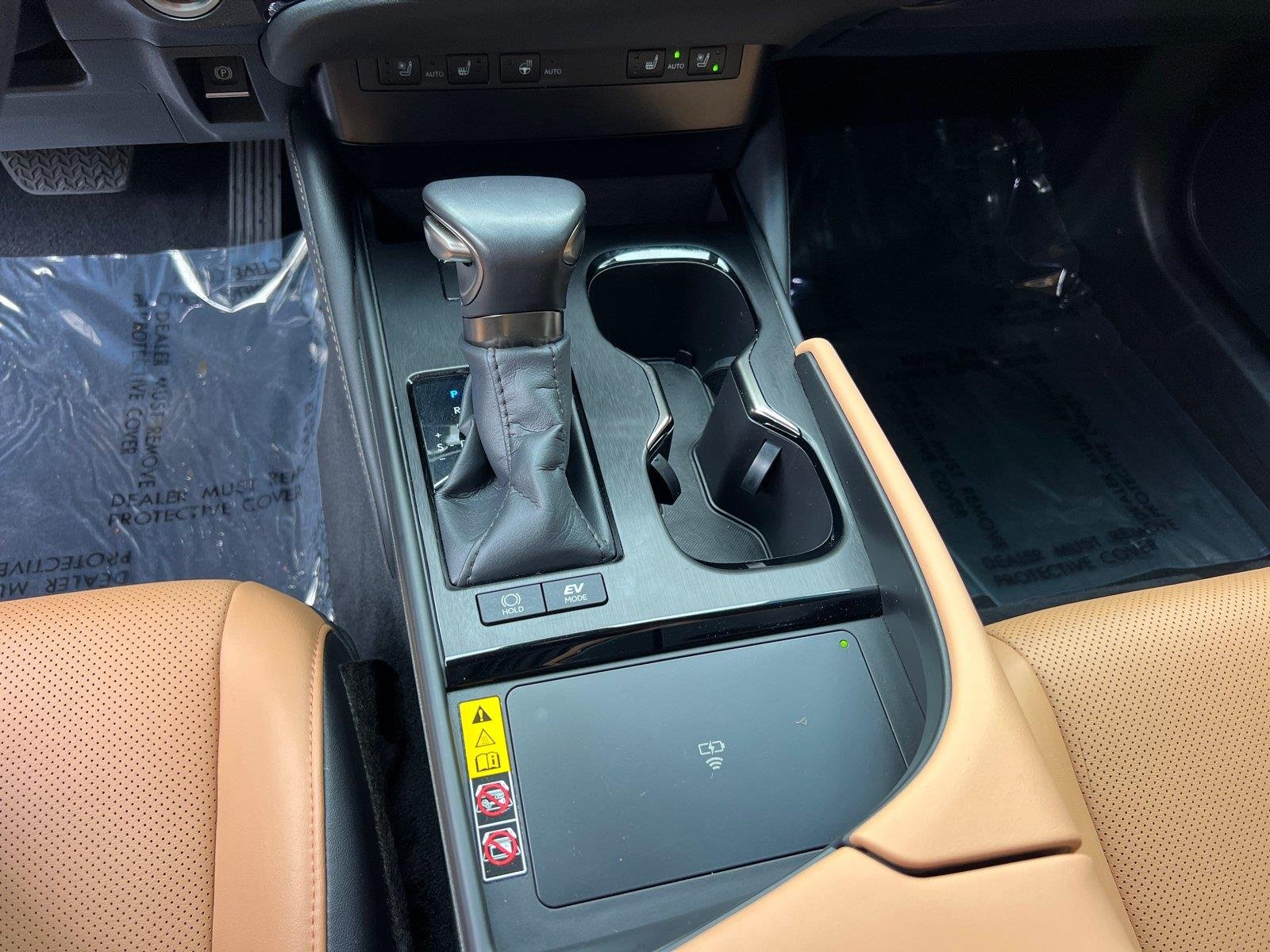 Used 2025 Nightfall Mica Lexus ES 300h image 32