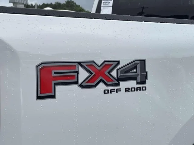New 2026 Star White Metallic Tri-Coat Ford F-250® Lariat® image 8