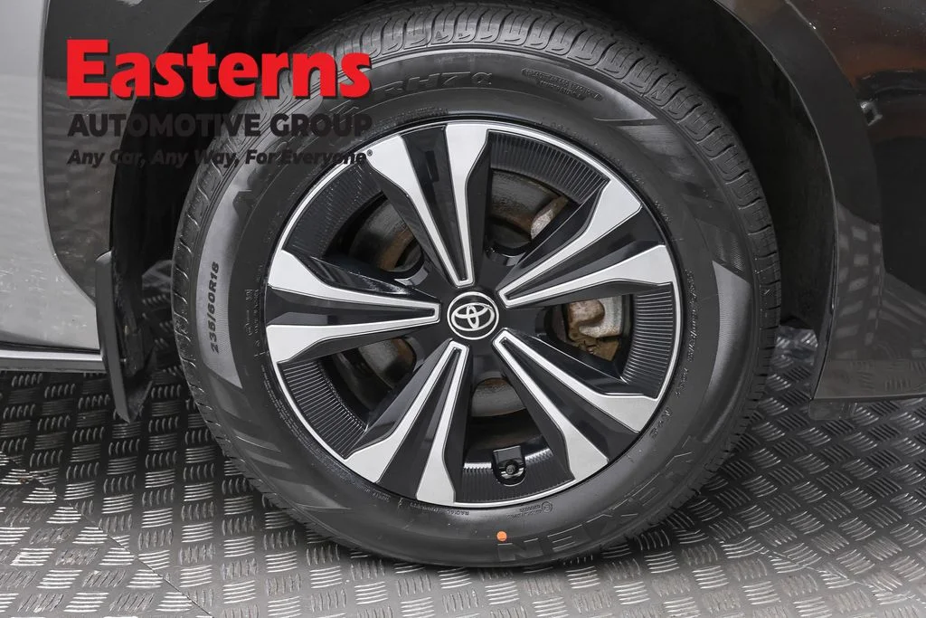 Used 2025 Gray Toyota XLE image 30