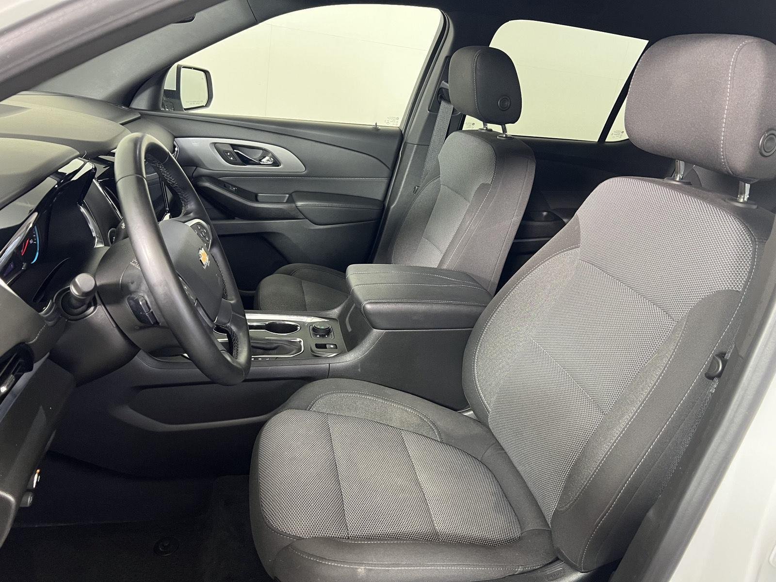 Used 2023 Summit White Chevrolet LT image 5