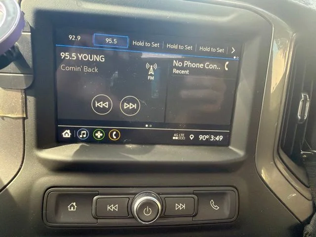 Used 2019 White Chevrolet Custom image 13
